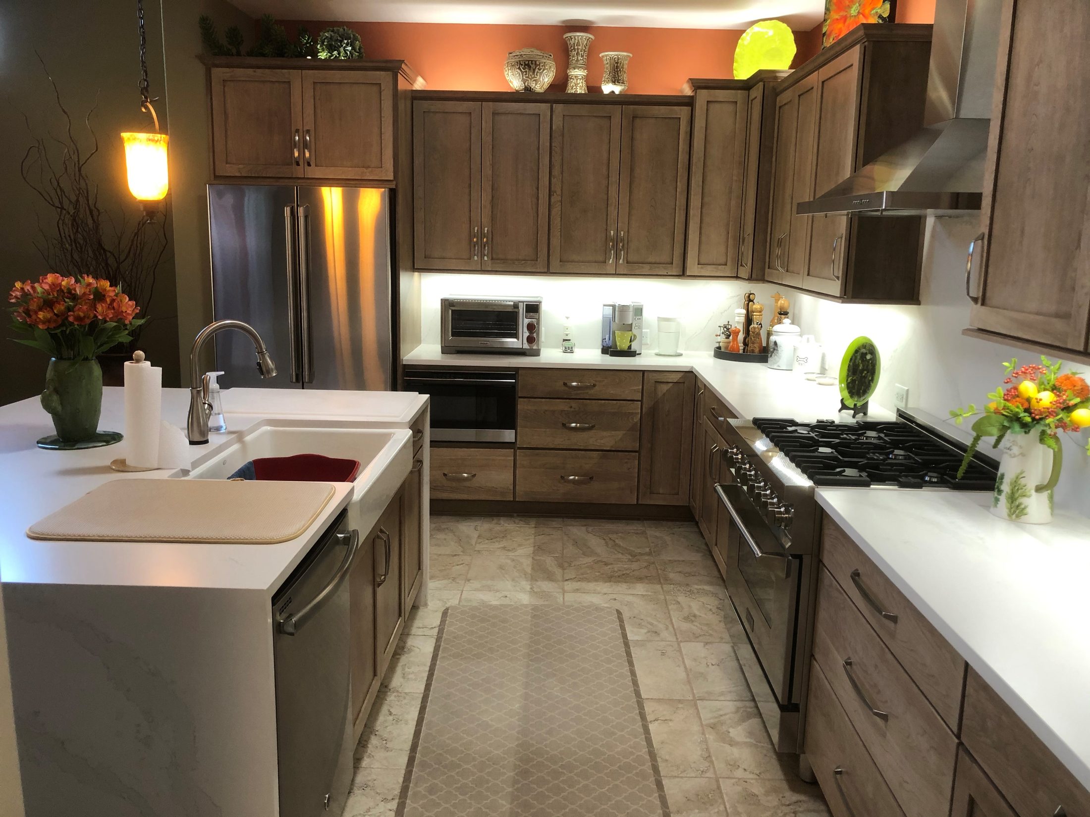 A remodeled kitchen by Brett's Kitchen & Bath in Tucson